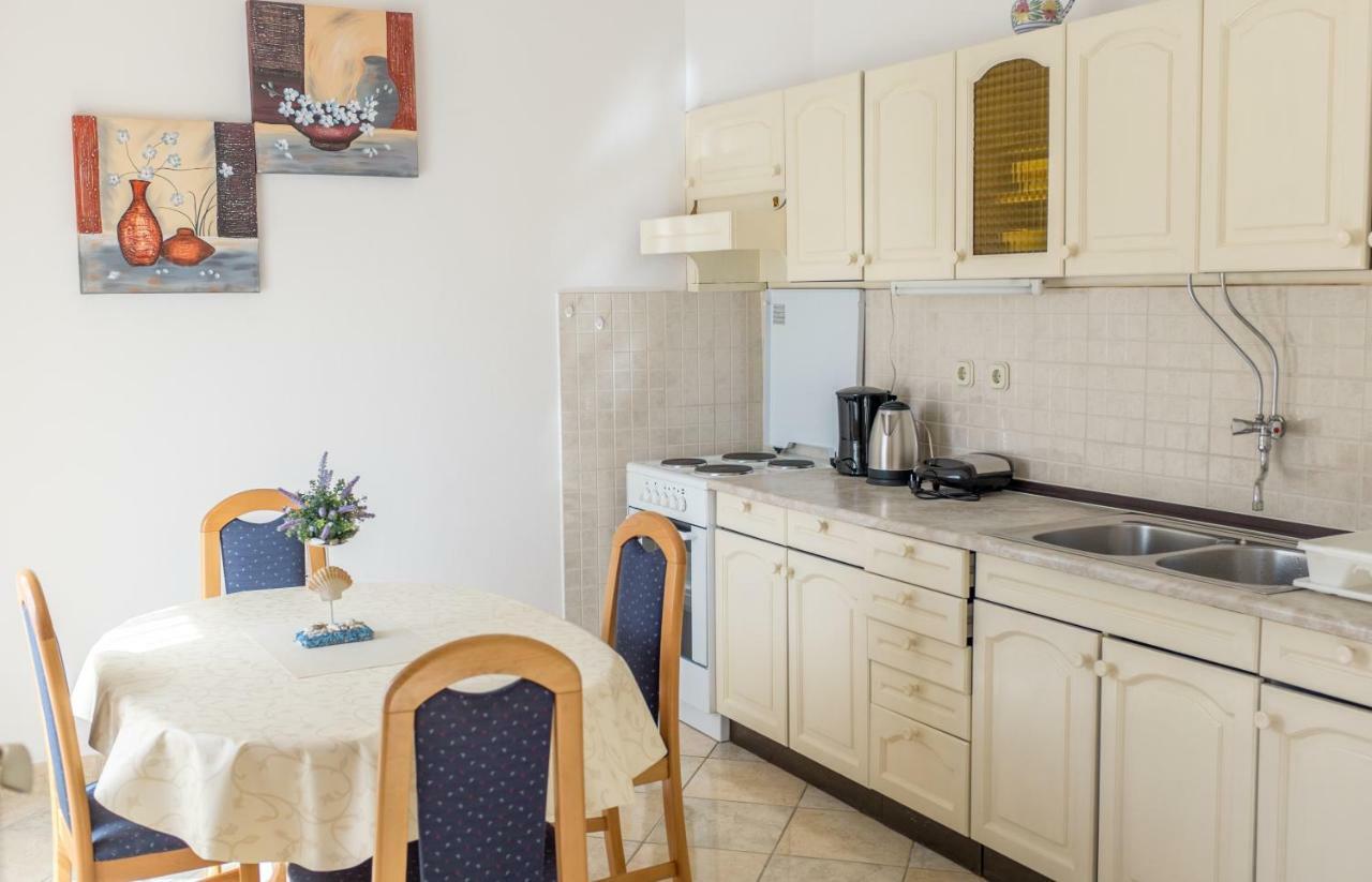 Apartment Sv. Marak Risika Bagian luar foto