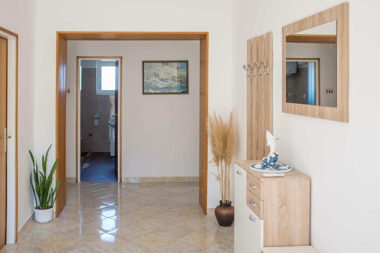 Apartment Sv. Marak Risika Bagian luar foto